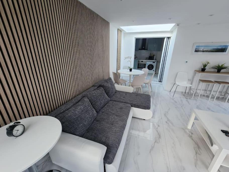 Spacious And Bright One Bedroom Apartment Oxford Exterior foto